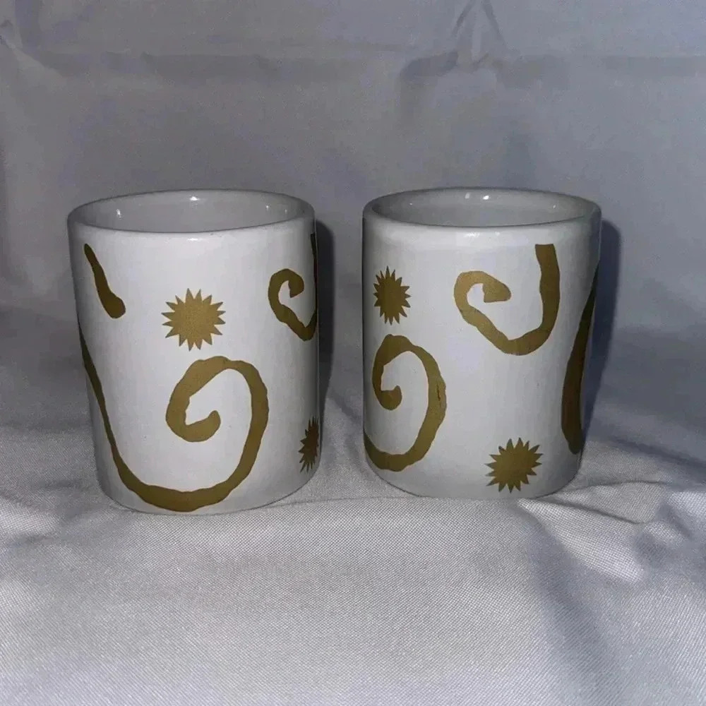 Oscar de la Renta Coffee Mugs - Picture 2 of 5